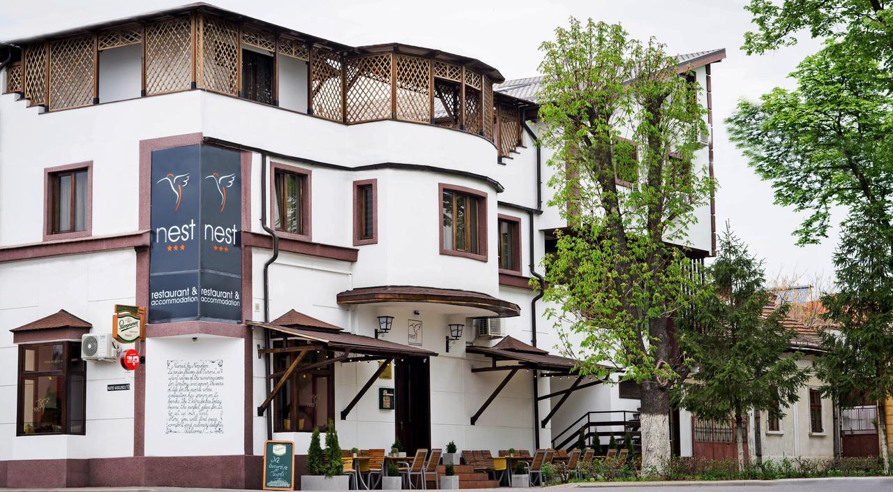 Nest Hotel Drobeta Turnu Severin Bagian luar foto