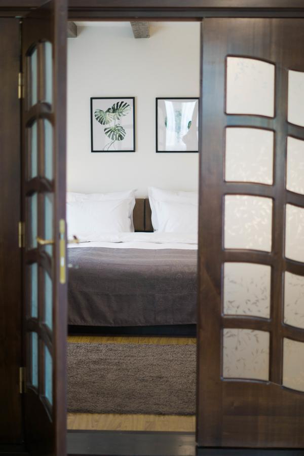 Nest Hotel Drobeta Turnu Severin Bagian luar foto