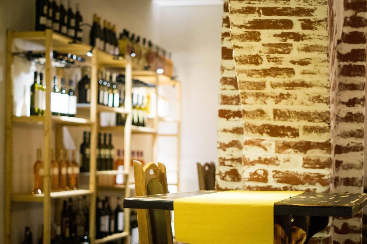 Nest Hotel Drobeta Turnu Severin Bagian luar foto