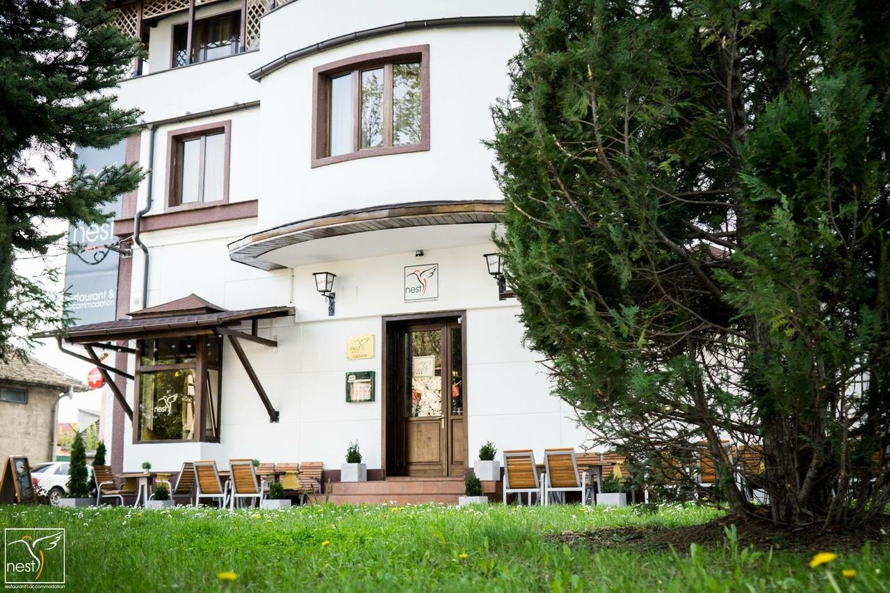 Nest Hotel Drobeta Turnu Severin Bagian luar foto