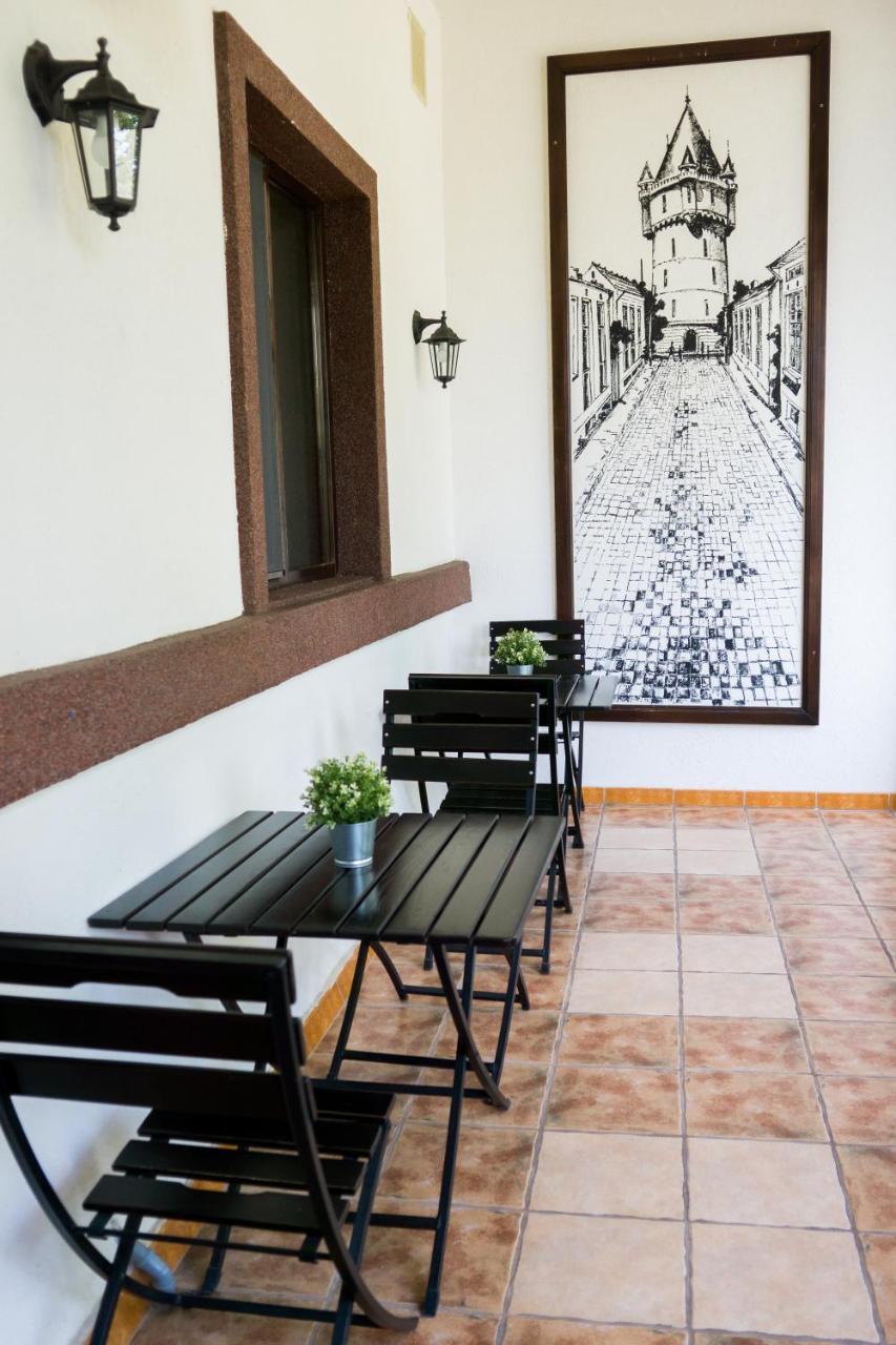 Nest Hotel Drobeta Turnu Severin Bagian luar foto